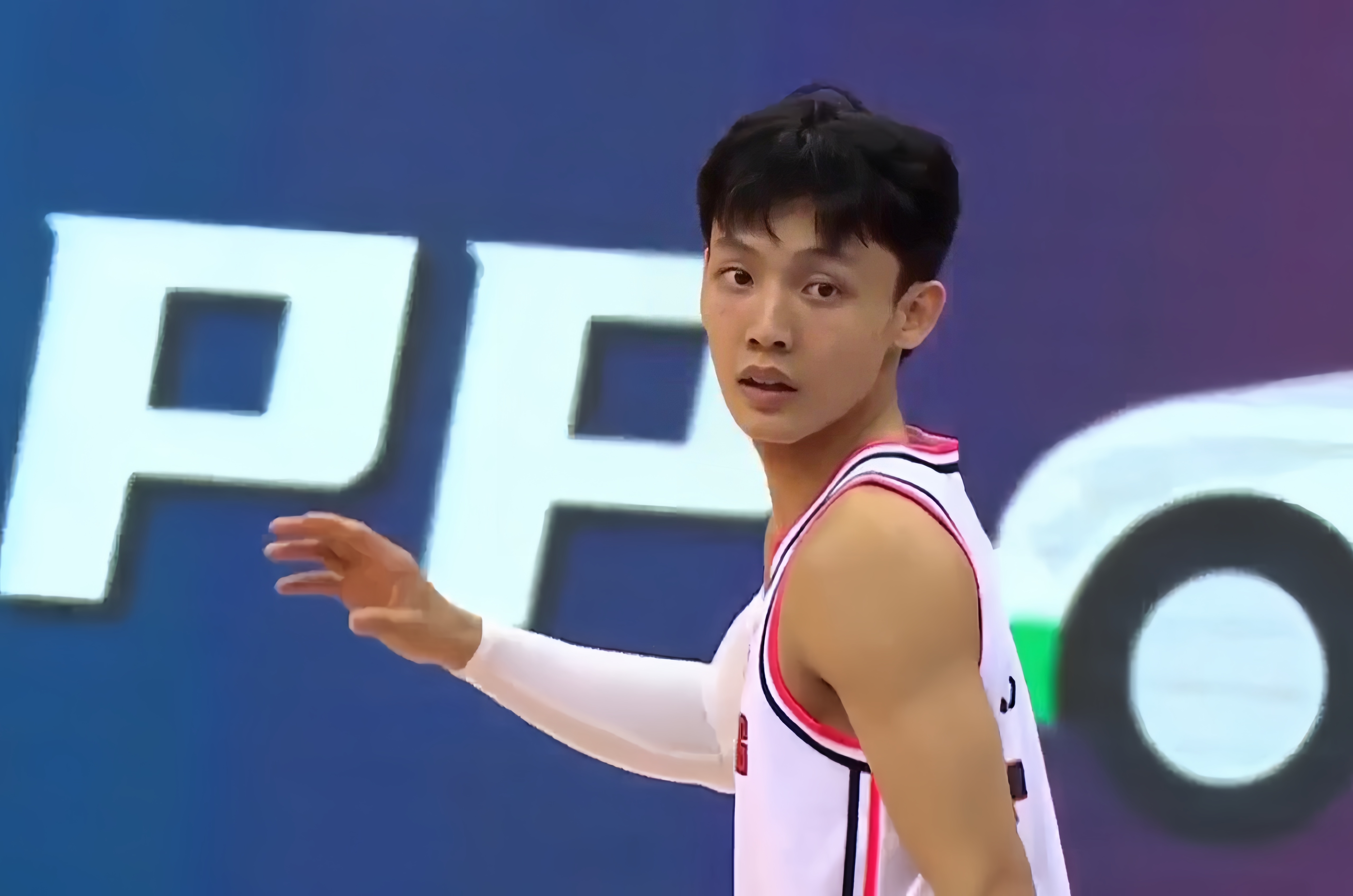 广东宏远队客场输给了青岛男篮(广东宏远队客场输给了青岛男篮吗) 广东宏远队客场输给了青岛男篮(广东宏远队客场输给了青岛男篮吗)