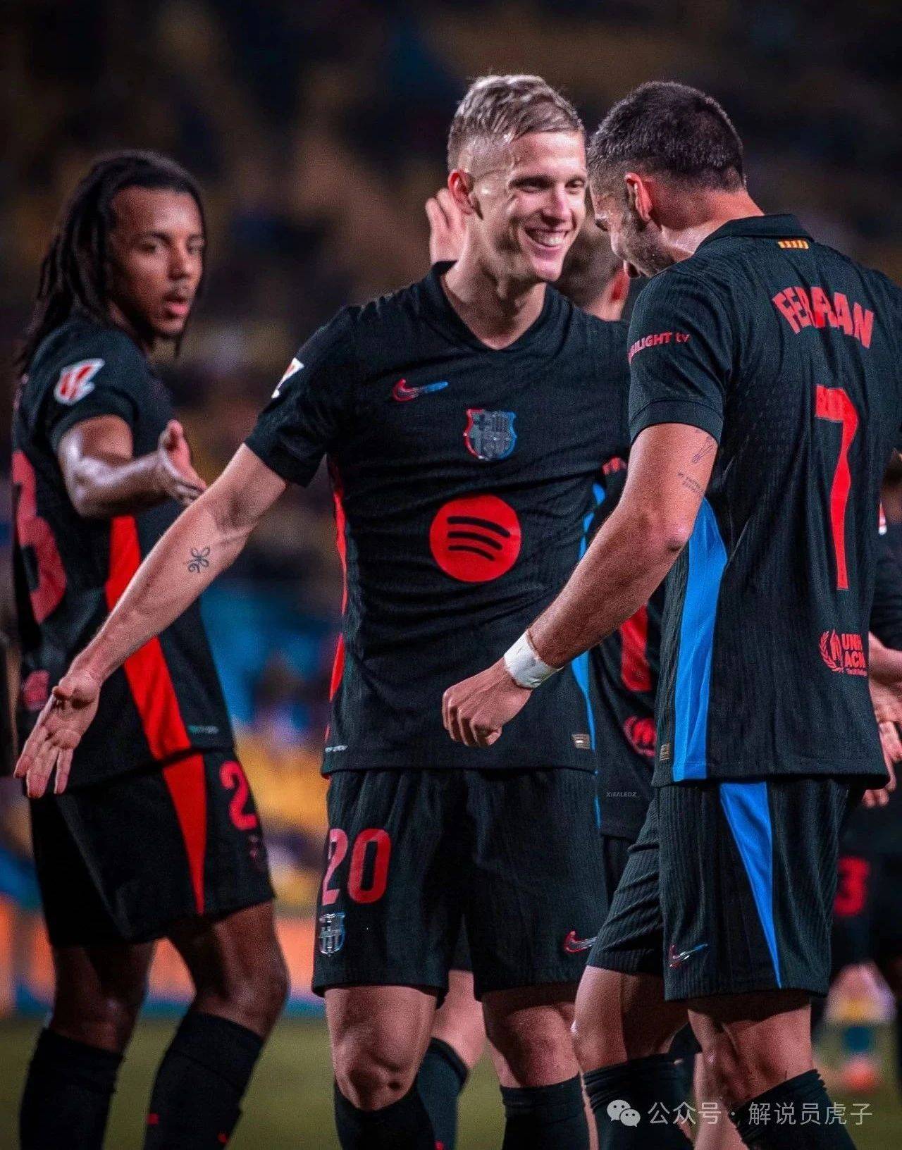 aoa体育-莱比锡红牛挑战多特蒙德，谁能占尽上风？