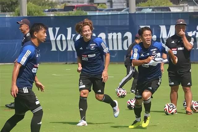 aoa体育直播-关于甲府风林进行着惊险比赛，终取胜利的信息