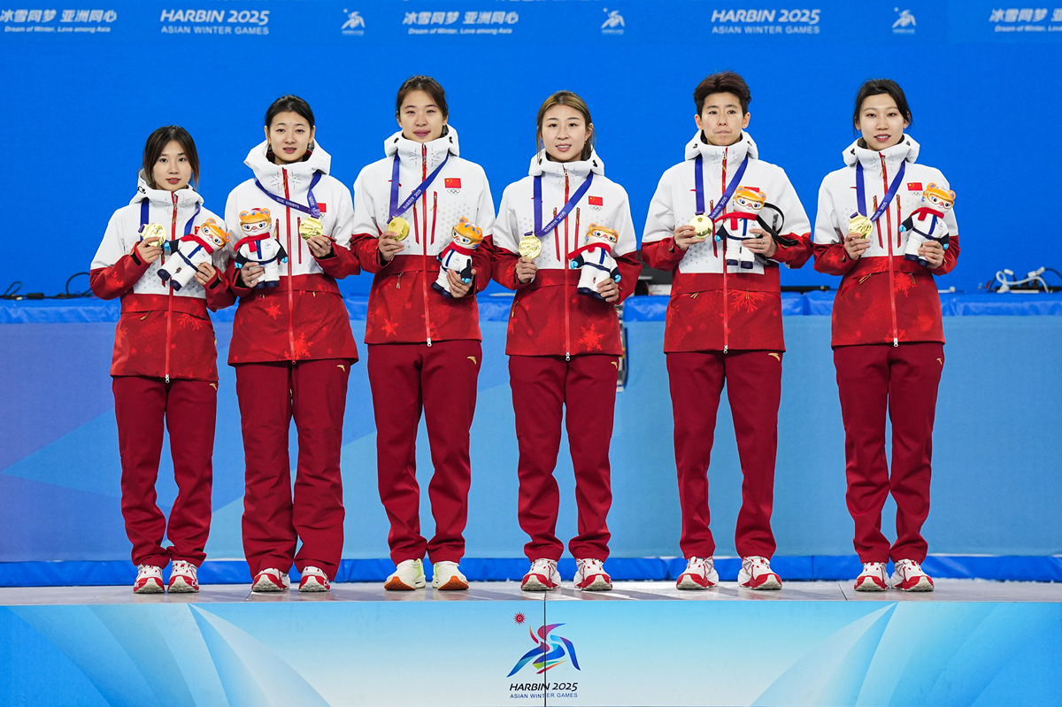 aoa体育课程-包含精英之约：女足国际友谊赛场名将云集的词条