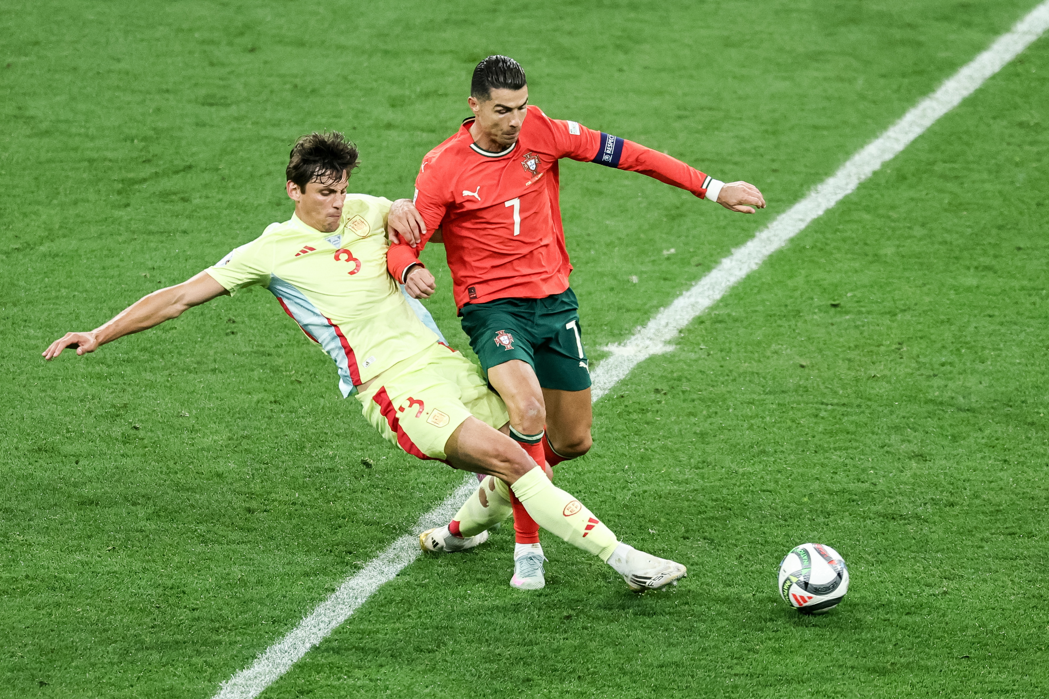 葡萄牙大胜白俄罗斯,夺得分组第一 葡萄牙大胜白俄罗斯,夺得分组第一