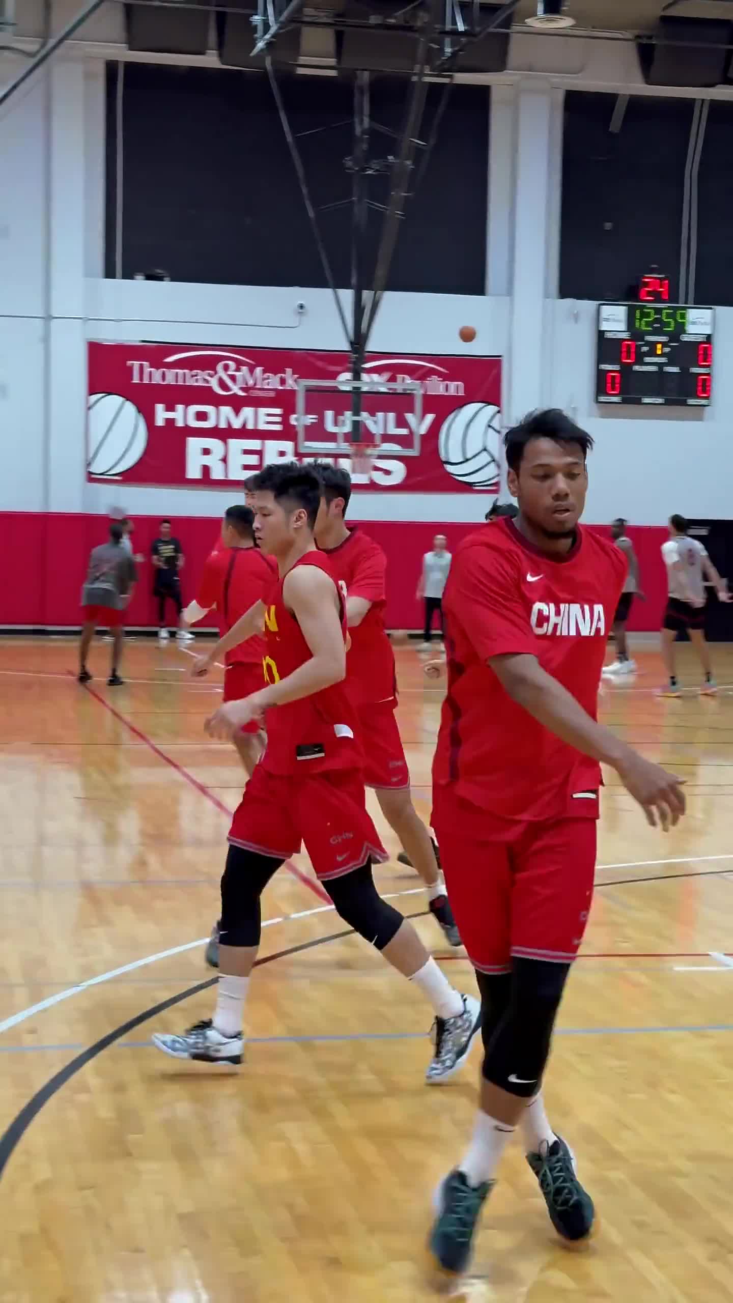 河南男篮一波三连胜,表现抢眼的简单介绍 河南男篮一波三连胜,表现抢眼的简单介绍