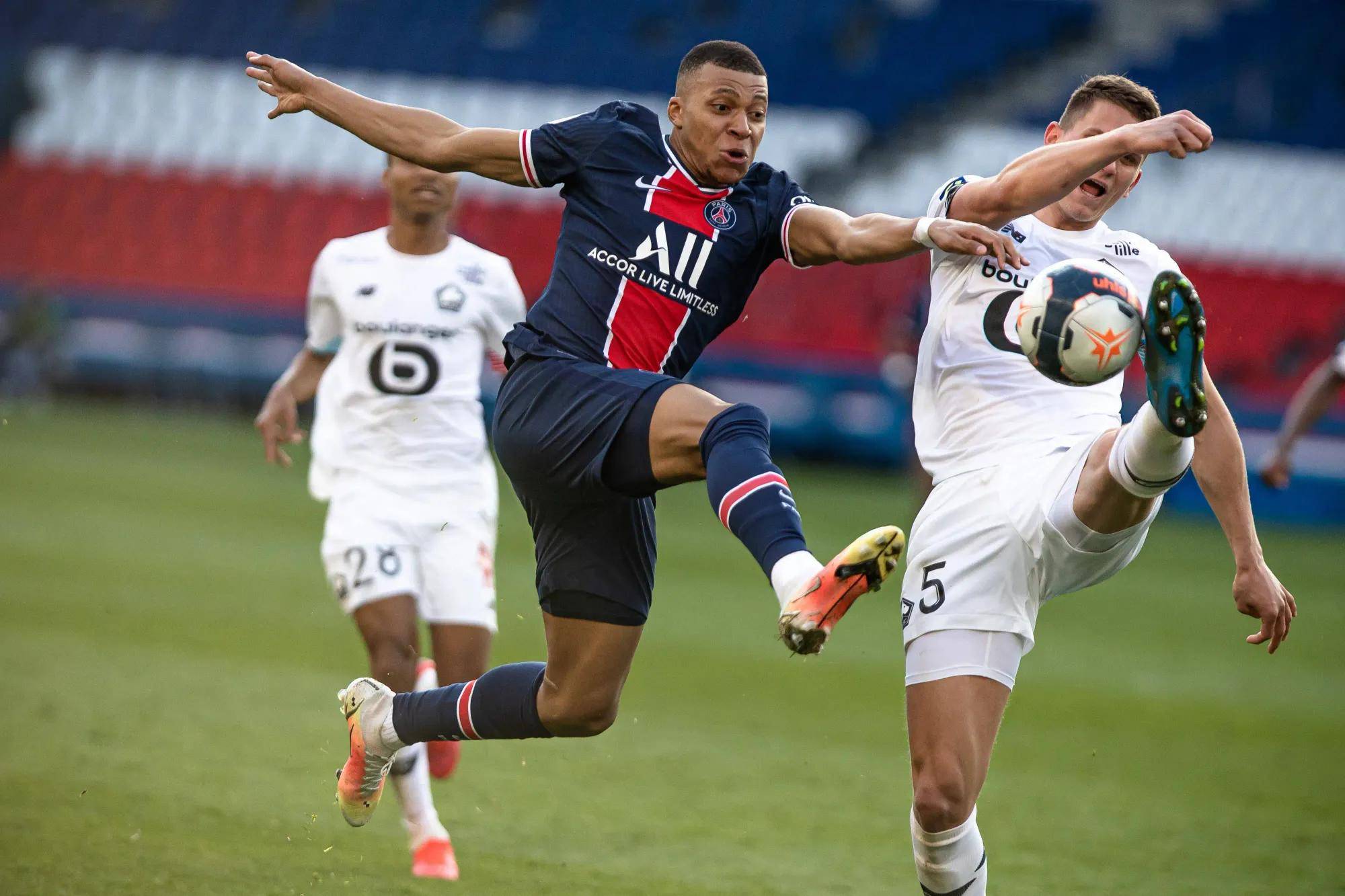 aoa体育新闻-关于巴黎圣日耳曼与第戎争夺胜利的信息