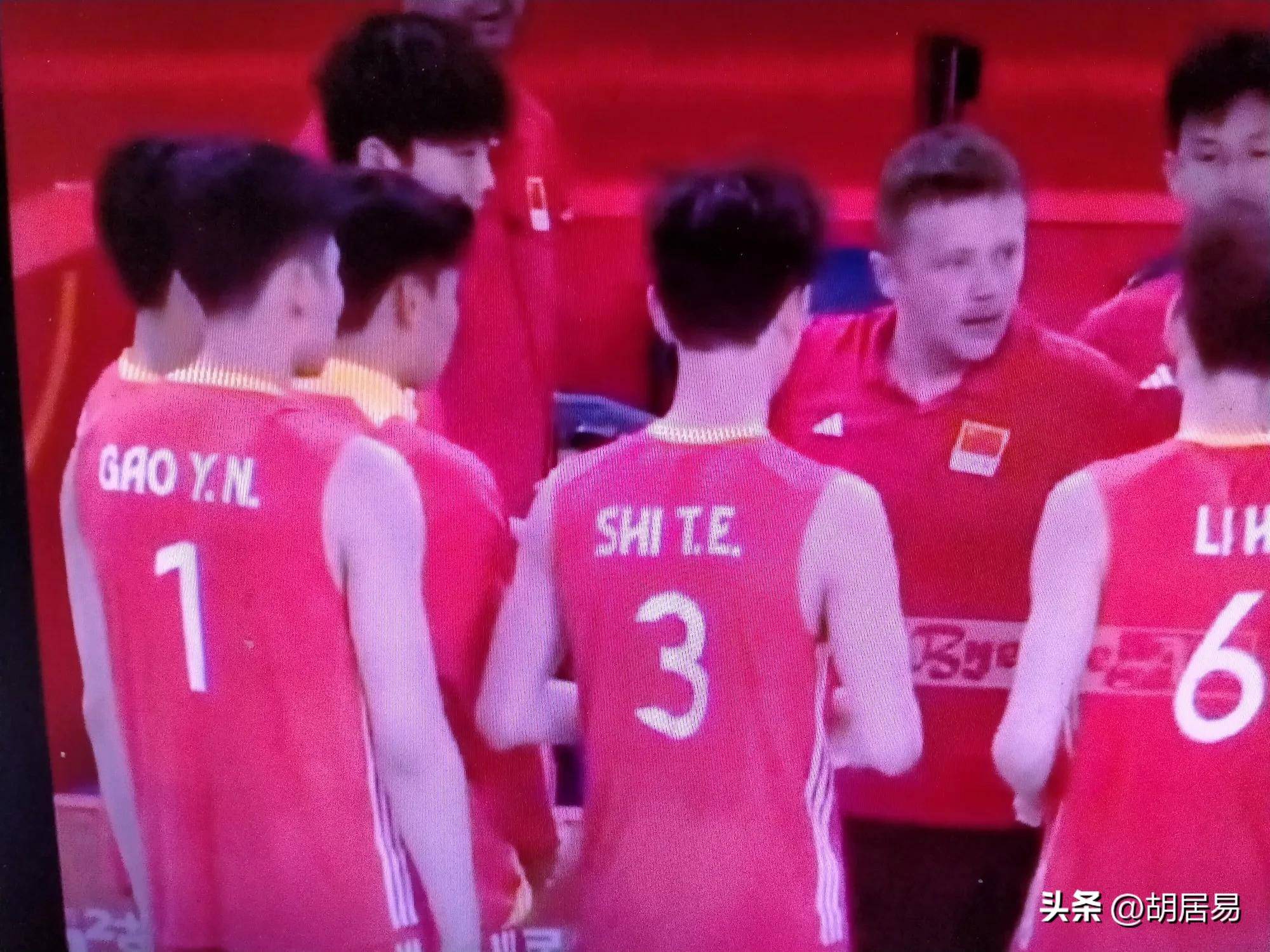 集体进攻展现实力,球队连胜扩大领先 集体进攻展现实力,球队连胜扩大领先