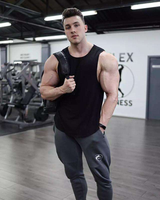 aoa体育官网-包含佛罗伦萨球队心态波动，主教练调整训练计划的词条