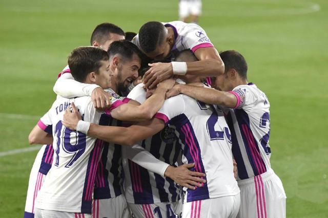 aoa体育培训-卡迪斯主场击败巴拉多利德，积分榜上升的简单介绍