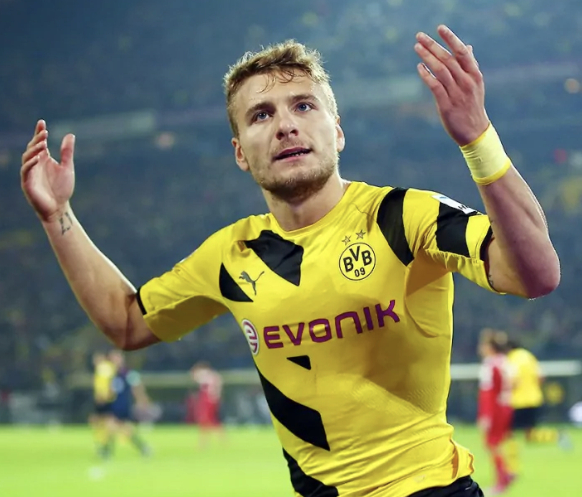 因莫比莱被点名为最有潜力的球员,备受赞誉和关注的简单介绍 因莫比莱被点名为最有潜力的球员,备受赞誉和关注的简单介绍