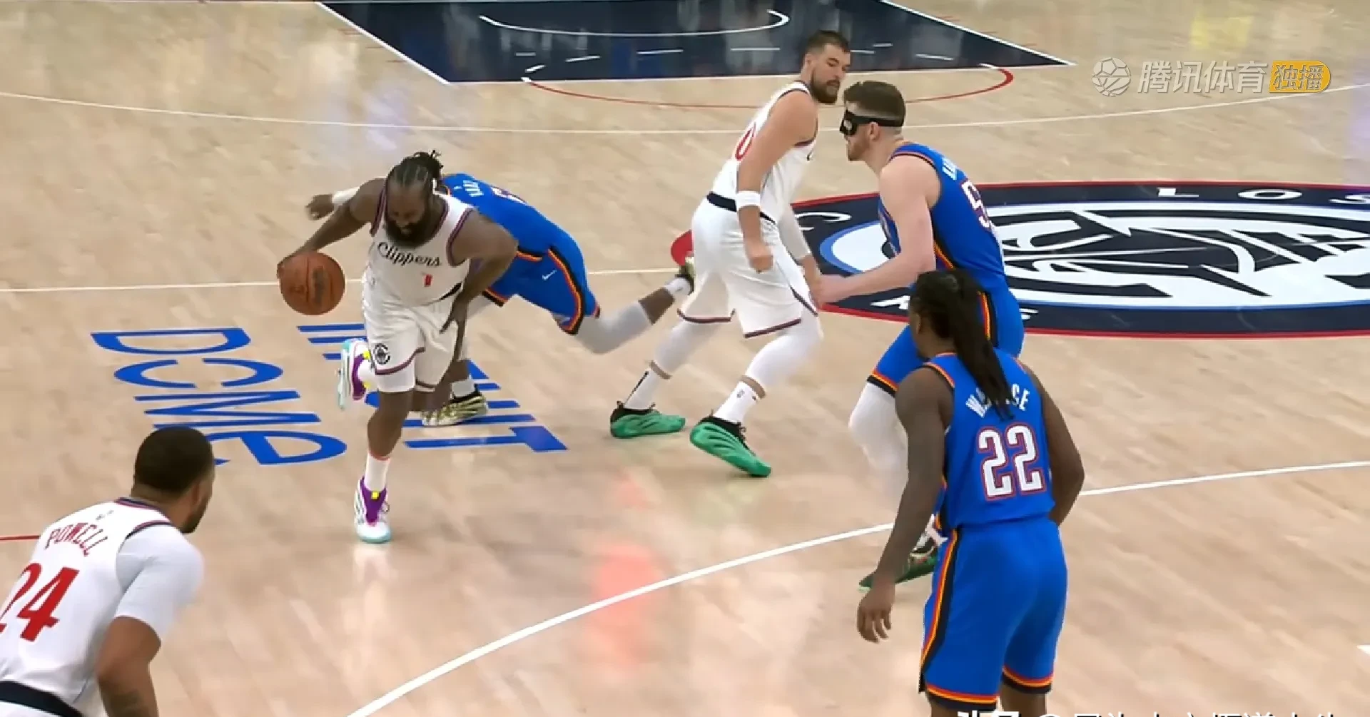 快船战胜老鹰,取得四连胜 快船战胜老鹰,取得四连胜