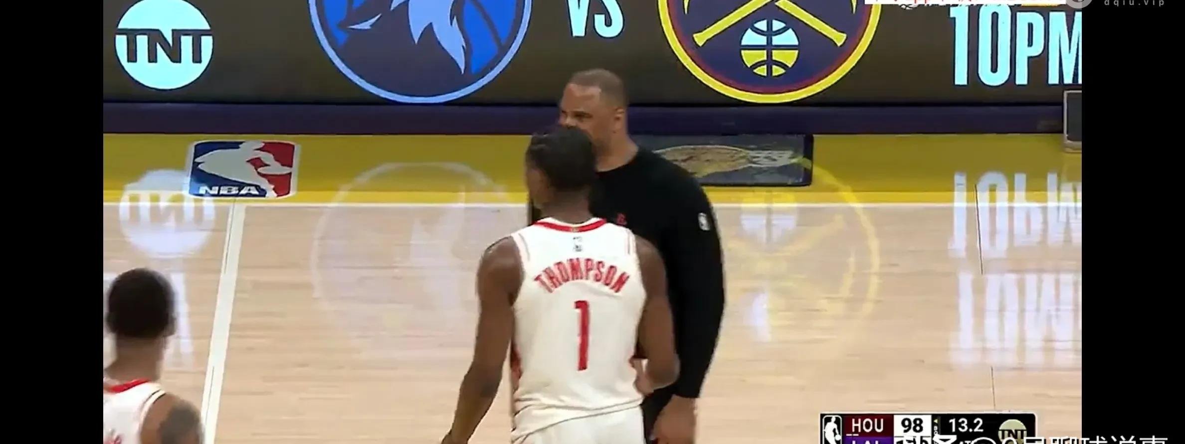 aoa体育直播-火箭客场负鹈鹕，遭遇一波三连败