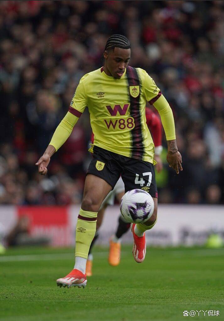 aoa体育新闻-纽卡斯尔主场大捷，成功反弹保级形势的简单介绍